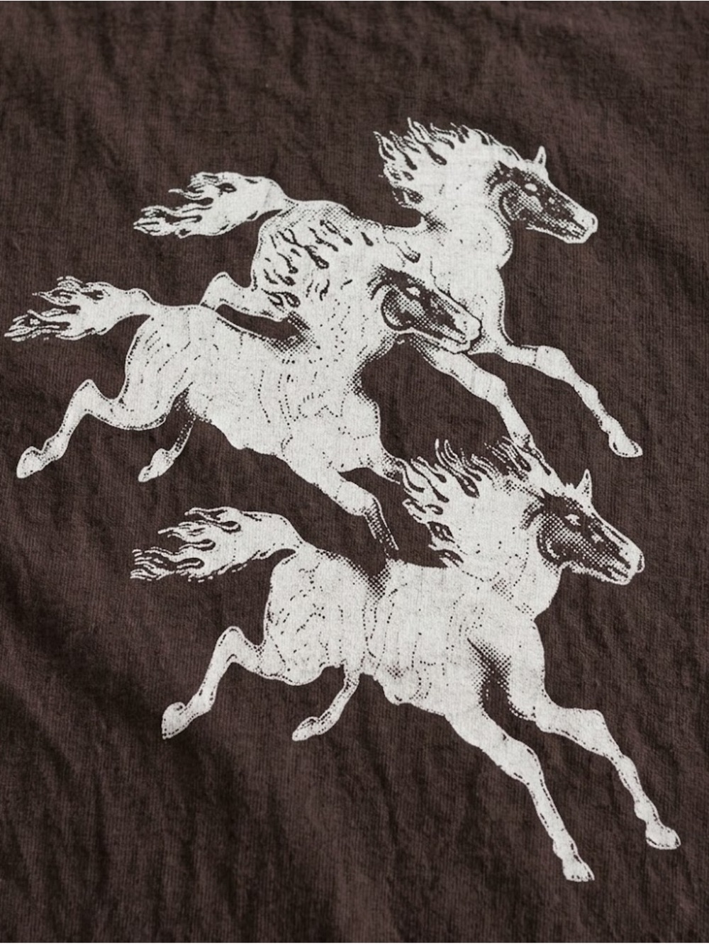 Gildan Brown Tee with White Running Horses Graphic - Picture 2 of 3